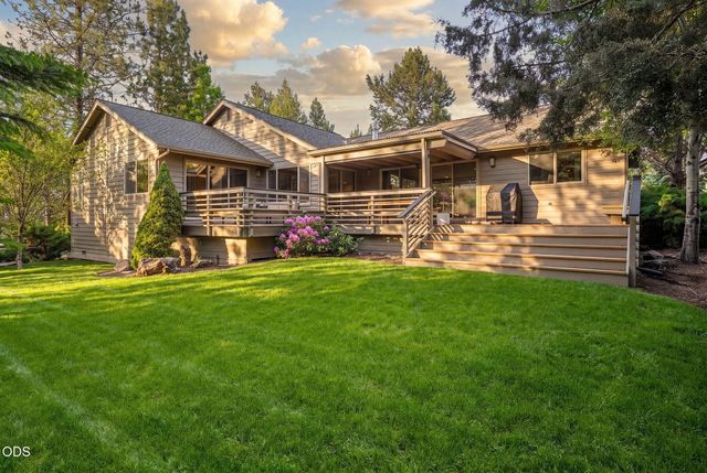 2767 NW Champion Circle, Bend, OR 97703