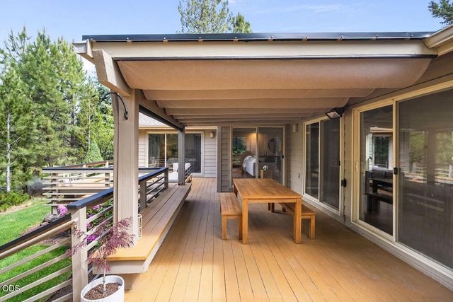 2767 NW Champion Circle, Bend, OR 97703