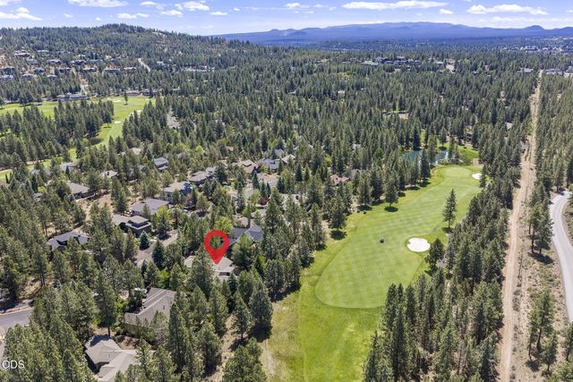 2767 NW Champion Circle, Bend, OR 97703