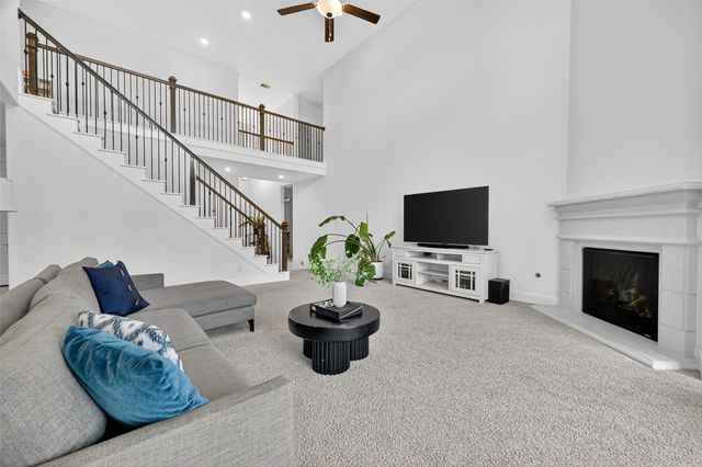 9918 Knollwood Lane, Missouri City, TX 77459