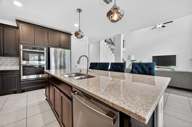 9918 Knollwood Lane, Missouri City, TX 77459