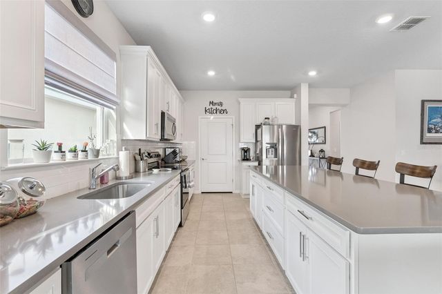 1989 SPRING SHOWER CIRCLE, Kissimmee, FL 34744