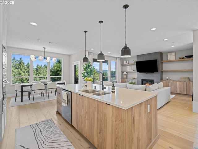 2400 N S St, Washougal, WA 98671