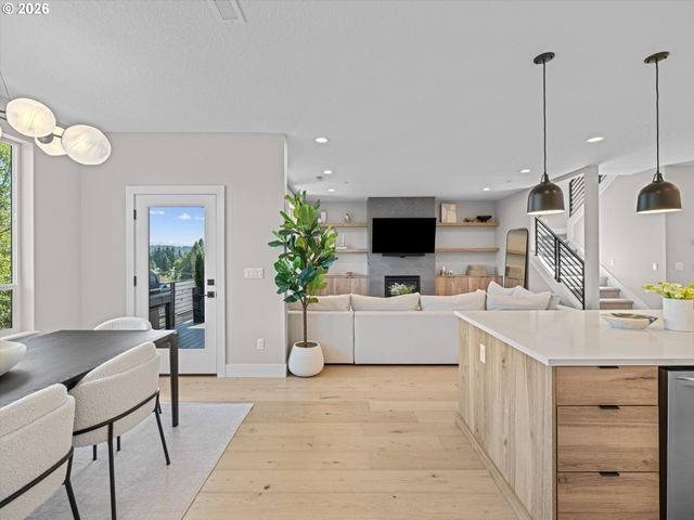 2400 N S St, Washougal, WA 98671