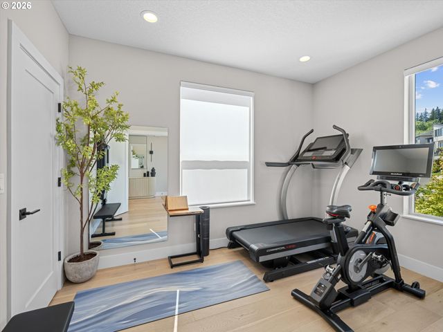 2400 N S St, Washougal, WA 98671