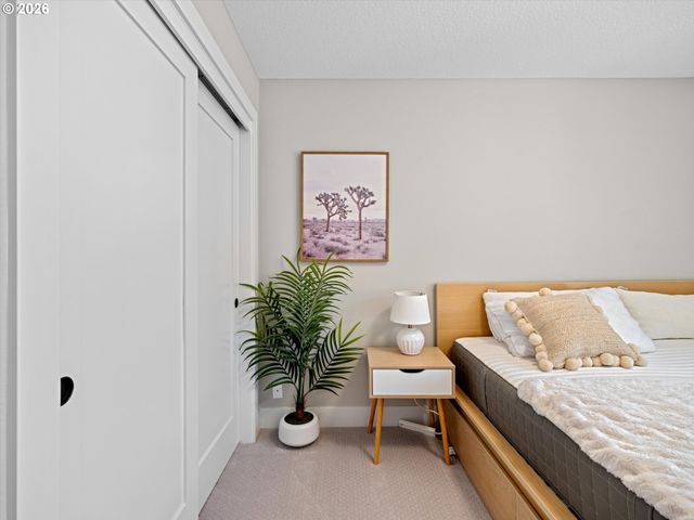 2400 N S St, Washougal, WA 98671