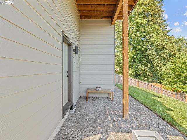 2400 N S St, Washougal, WA 98671