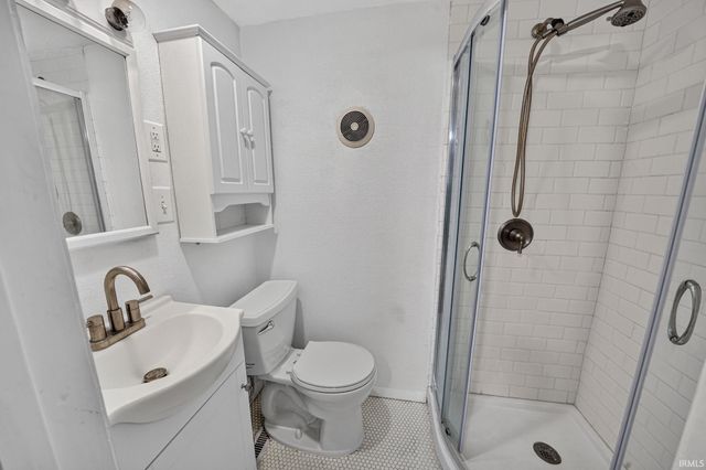 302 Ostemo Place, South Bend, IN 46617