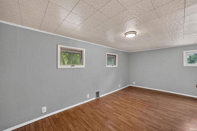 302 Ostemo Place, South Bend, IN 46617