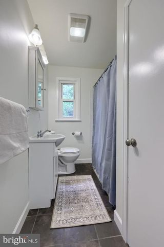 1605 LIME VALLEY RD, Strasburg, PA 17579