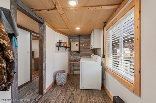 2422 Gate Nine Road, Greenwood, AR 72936