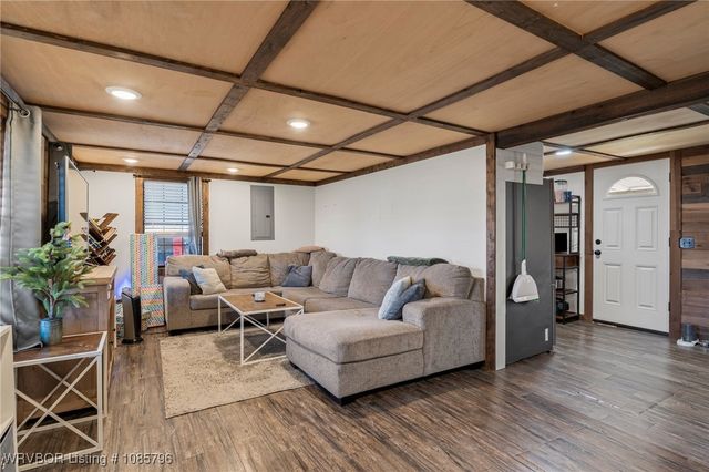 2422 Gate Nine Road, Greenwood, AR 72936