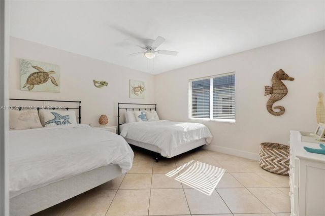 230 Jolly Roger Dr, Key Largo, FL 33037