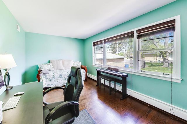 4953 N Normandy Avenue, Chicago, IL 60656