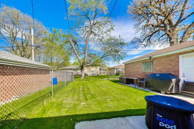 4953 N Normandy Avenue, Chicago, IL 60656