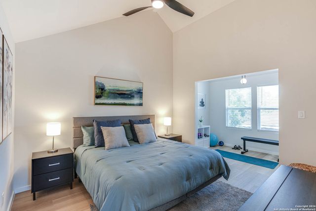 531 S Monumental St Apt 1101, San Antonio, TX 78203