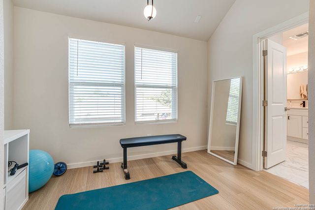 531 S Monumental St Apt 1101, San Antonio, TX 78203