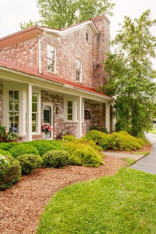 5620 Leipers Creek Rd, Franklin, TN 37064