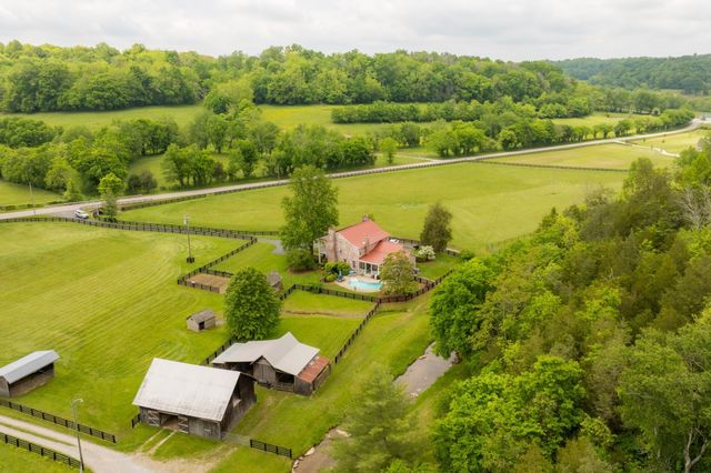 5620 Leipers Creek Rd, Franklin, TN 37064