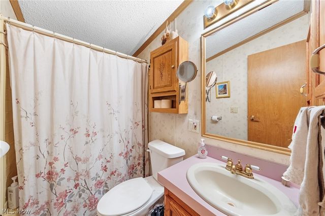 227 C Street SW, Navarre, OH 44662
