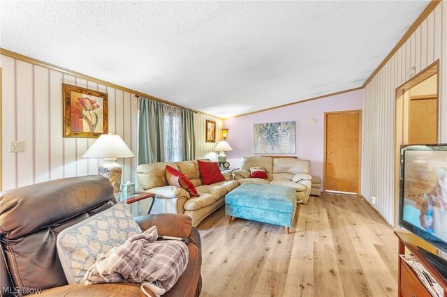 227 C Street SW, Navarre, OH 44662