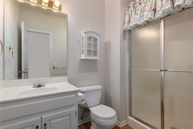 2617 SW 10th Street, Lee's Summit, MO 64081