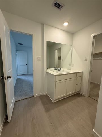 18753 Loom Drive, Conroe, TX 77306