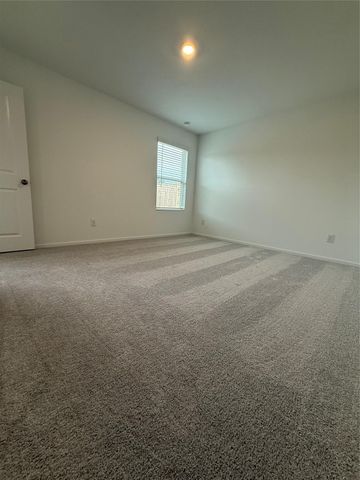 18753 Loom Drive, Conroe, TX 77306