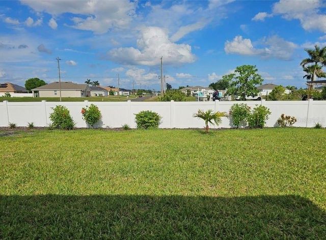 625 EL DORADO BOULEVARD N, Cape Coral, FL 33993
