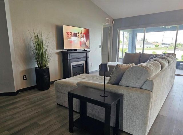 625 EL DORADO BOULEVARD N, Cape Coral, FL 33993
