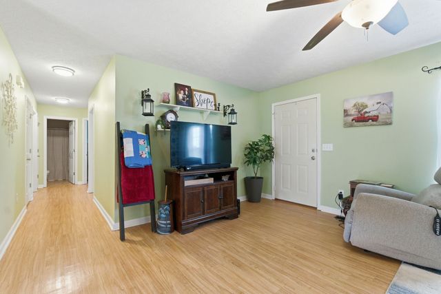 124 Mallow Dr, Christiana, TN 37037