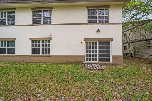 3525 NW 114th Lane 3529, Coral Springs, FL 33065