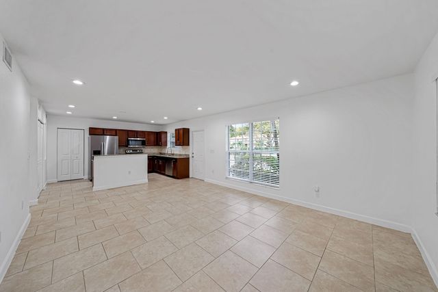 3525 NW 114th Lane 3529, Coral Springs, FL 33065