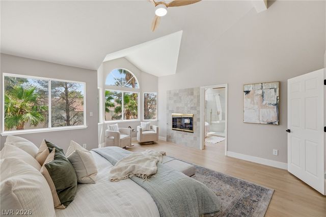 9725 Cascade Falls Avenue, Las Vegas, NV 89117