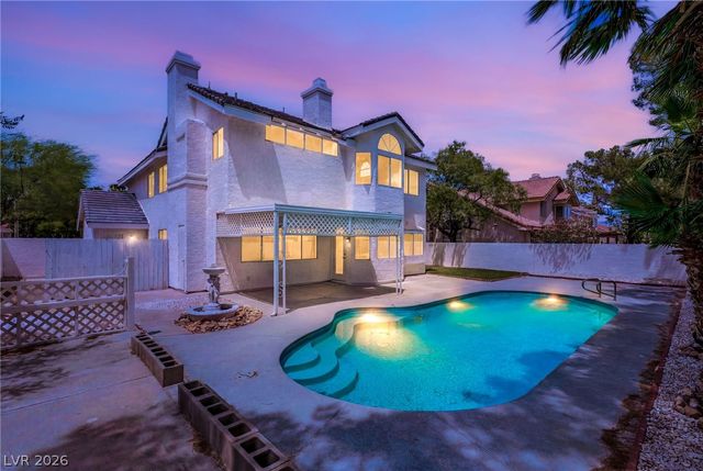 9725 Cascade Falls Avenue, Las Vegas, NV 89117