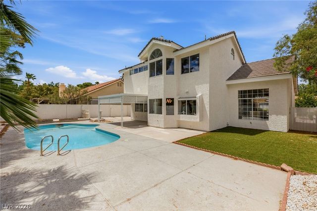 9725 Cascade Falls Avenue, Las Vegas, NV 89117