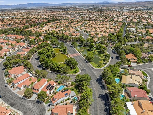 9725 Cascade Falls Avenue, Las Vegas, NV 89117