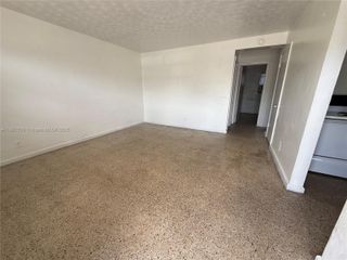 324 NW 3rd St 3, Hallandale Beach, FL 33009