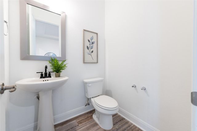 214 Chickasaw LN, Hutto, TX 78634