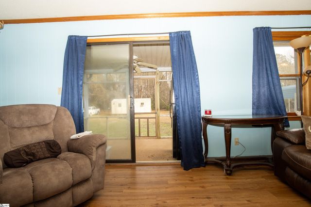 64 November Court, Laurens, SC 29360