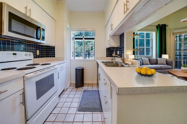 1700 Amelia Court 613, Plano, TX 75075