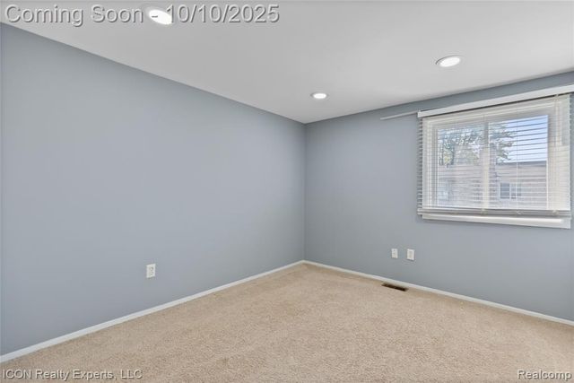 13470 Denver Circle, Sterling Heights, MI 48312