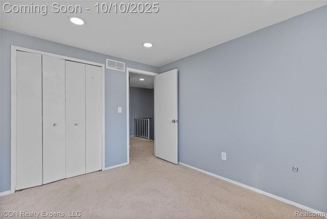 13470 Denver Circle, Sterling Heights, MI 48312