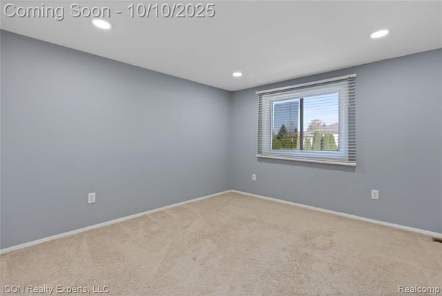 13470 Denver Circle, Sterling Heights, MI 48312