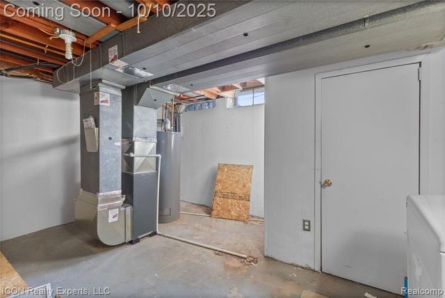 13470 Denver Circle, Sterling Heights, MI 48312