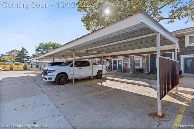 13470 Denver Circle, Sterling Heights, MI 48312