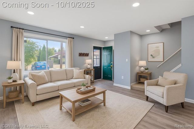 13470 Denver Circle, Sterling Heights, MI 48312