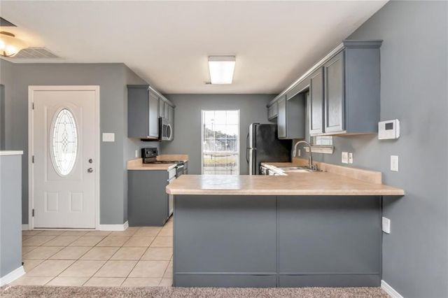 8710 Londonderry Court, Mobile, AL 36695