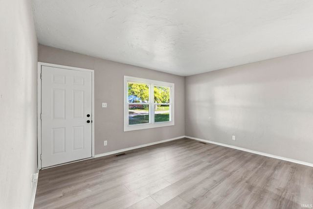 4926 S Camden Drive, Fort Wayne, IN 46825