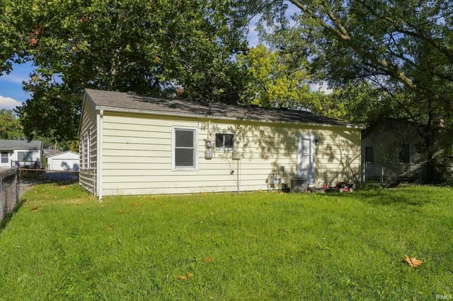 4926 S Camden Drive, Fort Wayne, IN 46825
